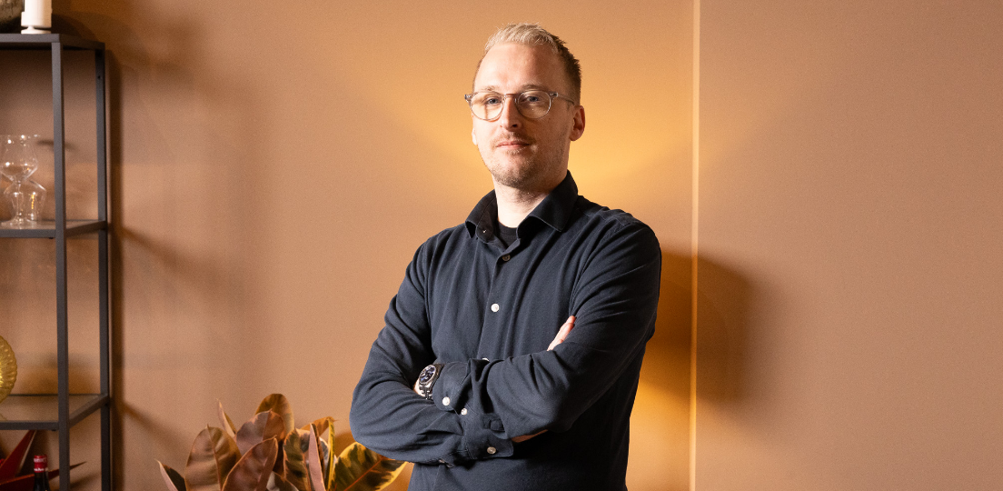 Melvin de makelaar werkt met vastgoedsoftware BRIXXonline
